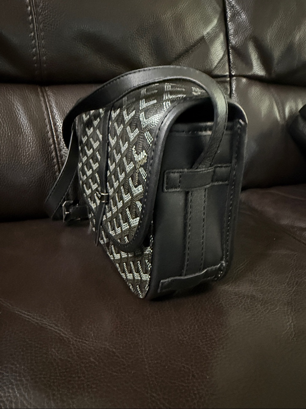 imitation goyard Crossbody Saddle Bag with Signature Pattern - Picture 3 of 11
